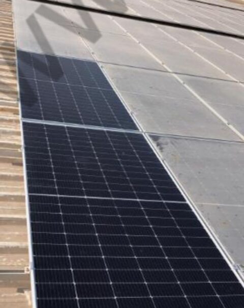 Tetraclean TSPC -2 Solar Panel Cleaner Before And After Image