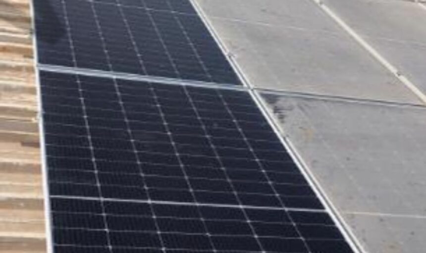 Tetraclean TSPC -2 Solar Panel Cleaner Before And After Image